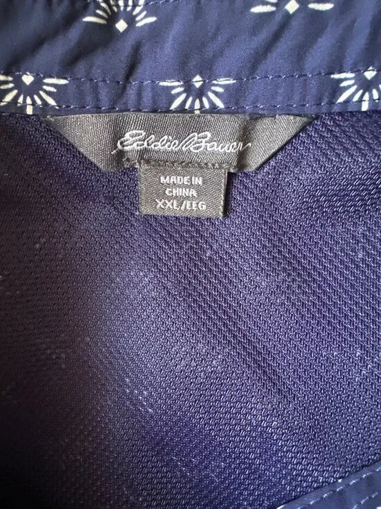 Eddie Bauer Mens XXL Navy Button-Up Shirt With White Geometric Print Pattern Sho - Picture 4 of 7